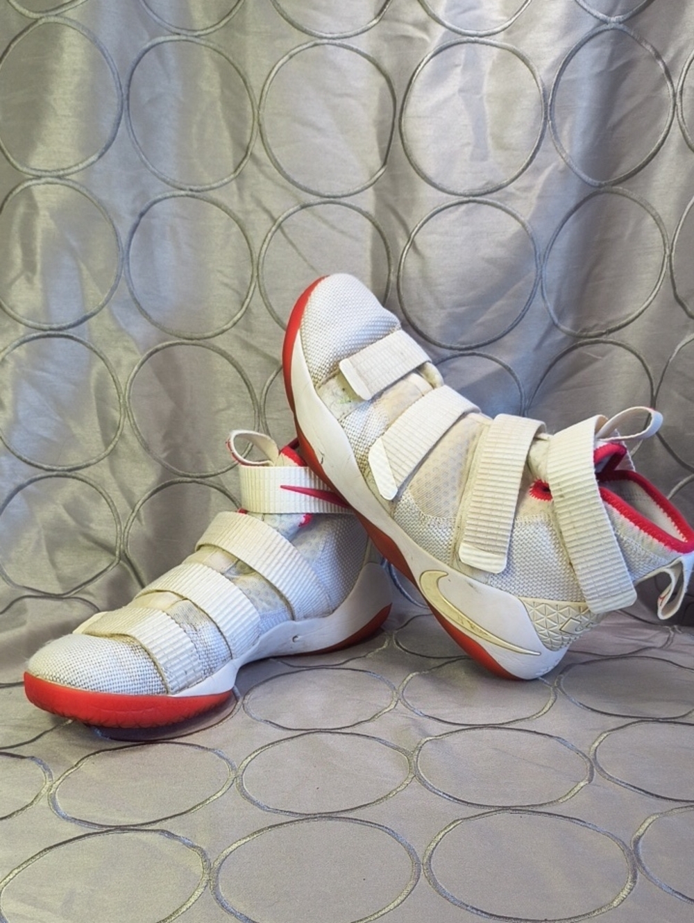 Nike White and Pink Women's S-9 Velcro Strap Sneakers Breast Cancer Awareness